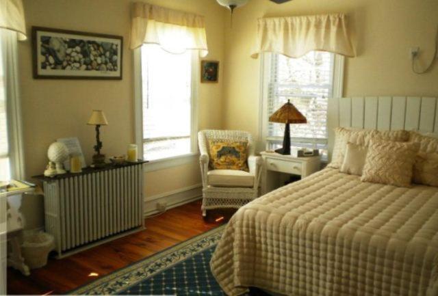 The Stirling House Waterfront Inn Greenport Bagian luar foto